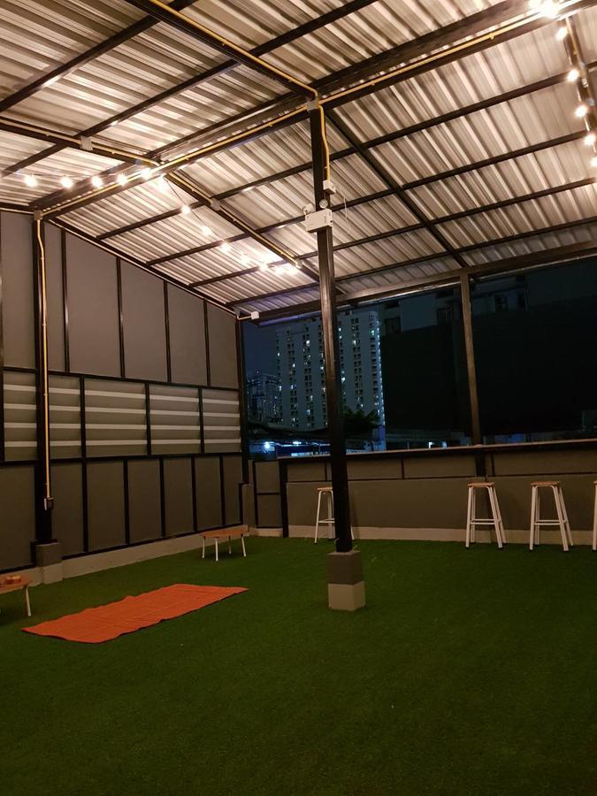 The Cocoon Hostel Bangkok Esterno foto