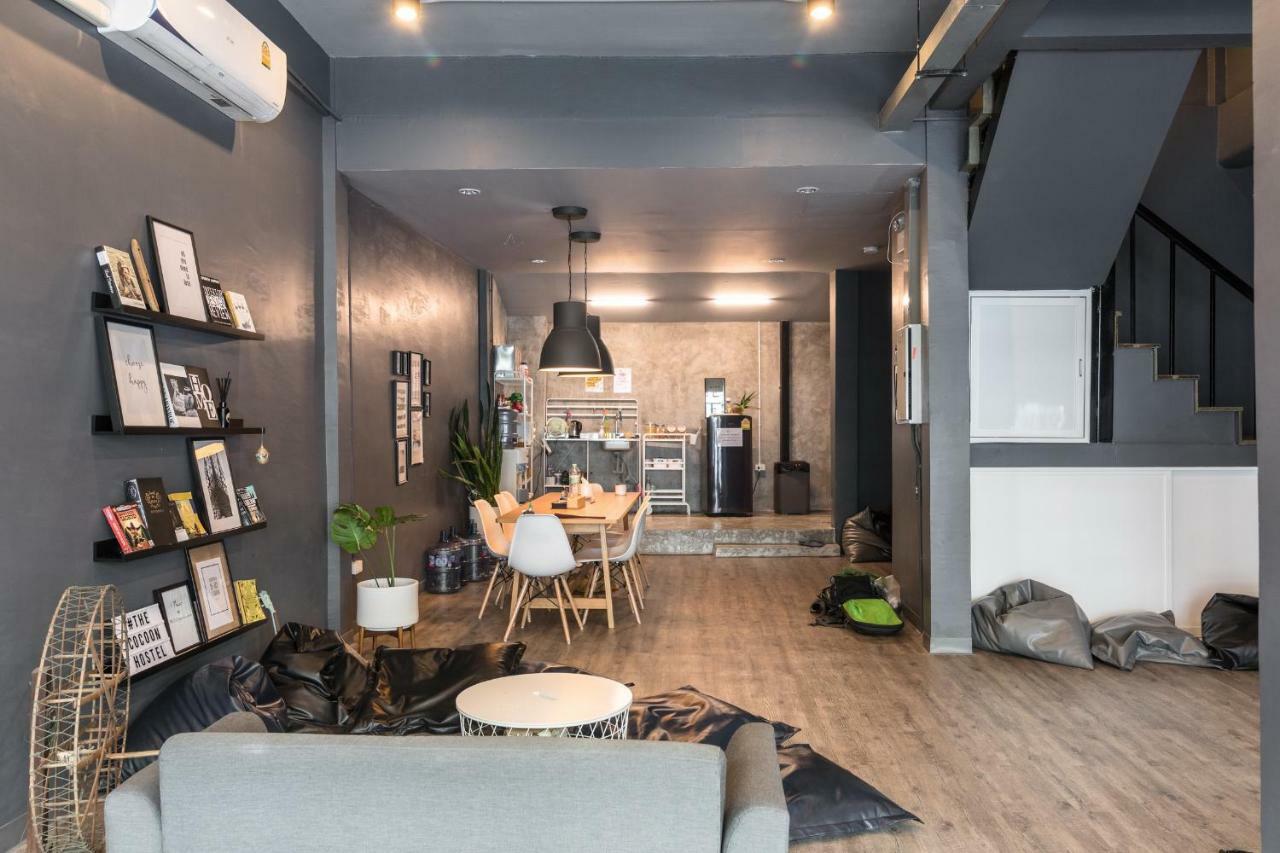 The Cocoon Hostel Bangkok Esterno foto