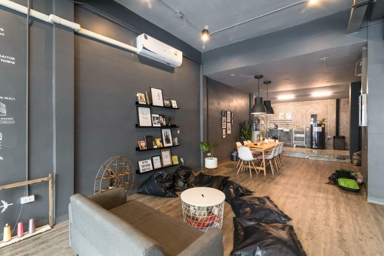 The Cocoon Hostel Bangkok Esterno foto