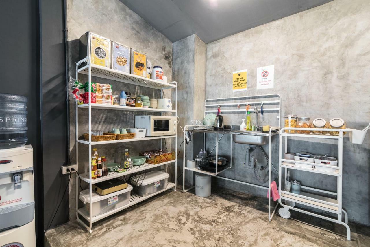 The Cocoon Hostel Bangkok Esterno foto