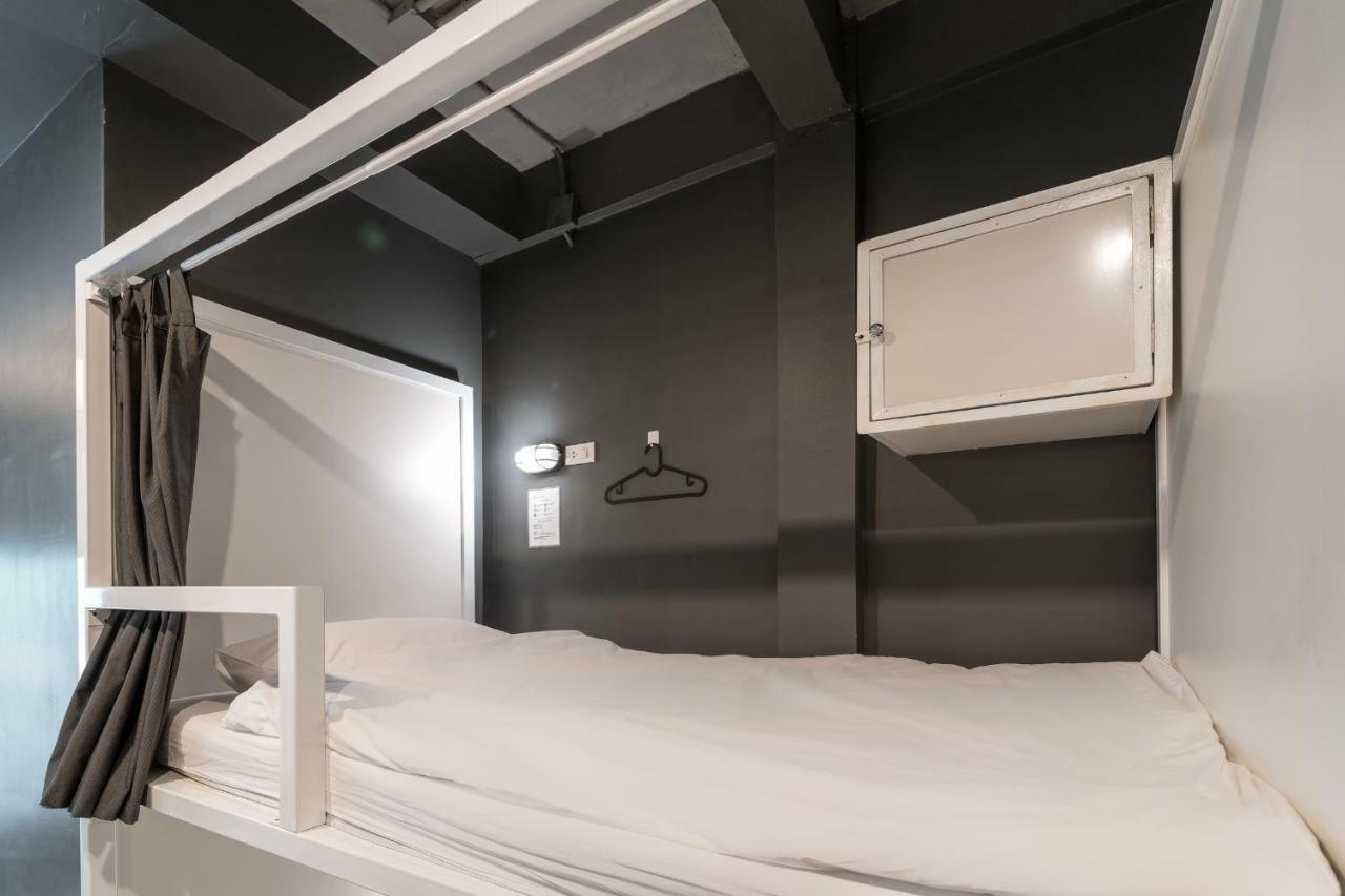 The Cocoon Hostel Bangkok Esterno foto