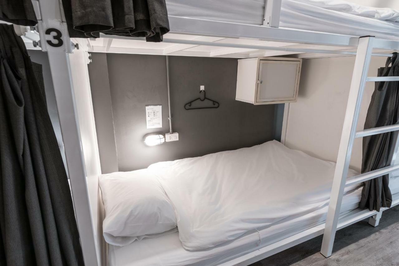 The Cocoon Hostel Bangkok Esterno foto