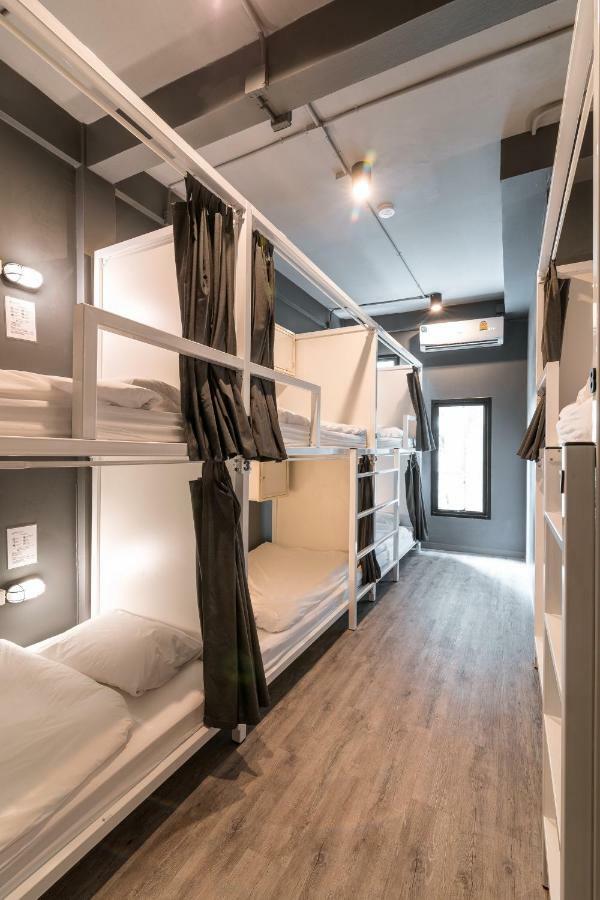 The Cocoon Hostel Bangkok Esterno foto